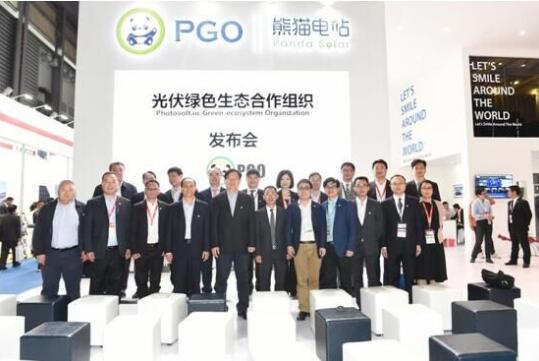 新品發(fā)布，無人機(jī)展示     金鴻泰驚艷亮相SNEC 2017