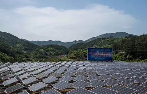 安徽光伏扶貧電站全部實現(xiàn)并網(wǎng)發(fā)電！