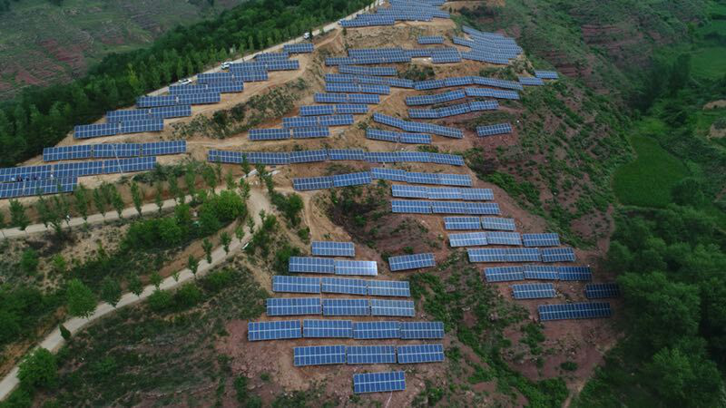 首航新能源助力16個(gè)村8MW光伏扶貧電站建設(shè)，貧困戶(hù)脫貧致富指日可待